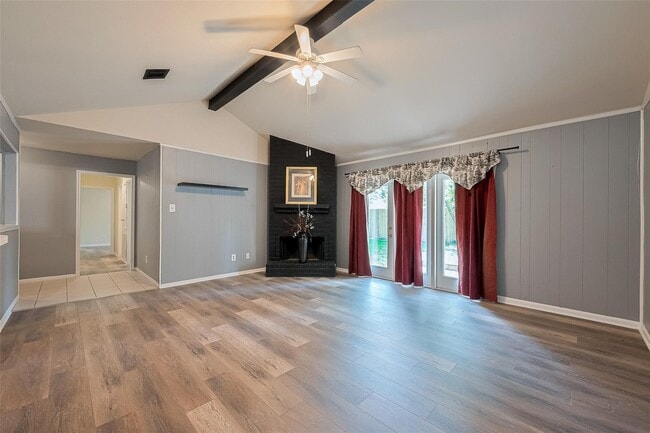 Building Photo - 2762 Foliage Green Dr