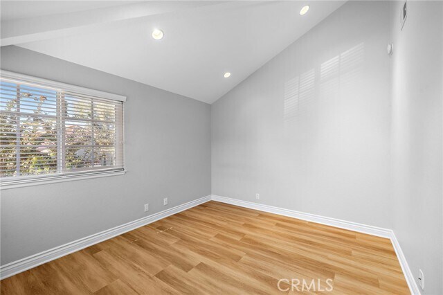 Building Photo - 28 Vía Esperanza