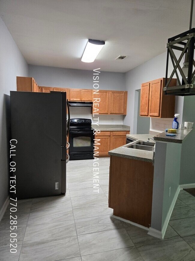 Building Photo - 4447 Ravenwood Dr