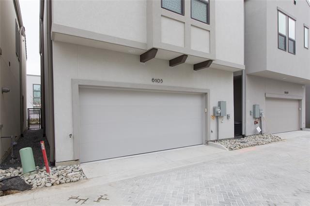 Building Photo - 6105 Echelon Way