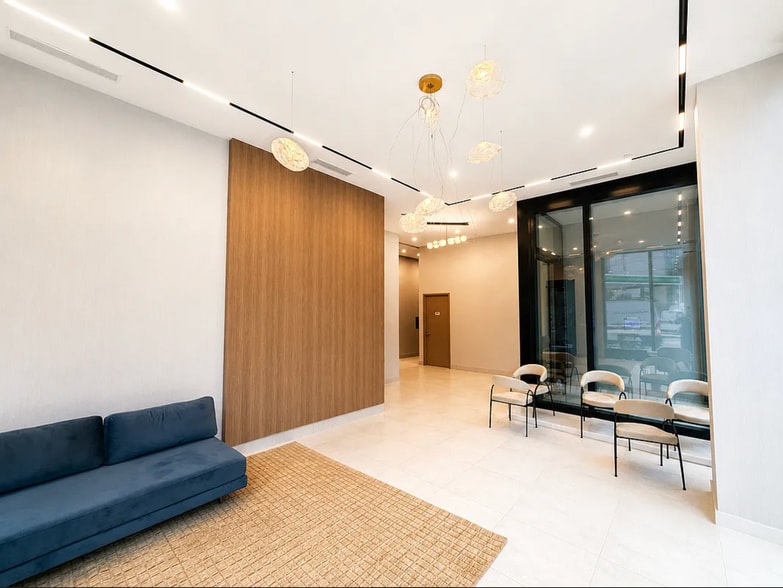 Lobby 1 - 1158 46th Rd
