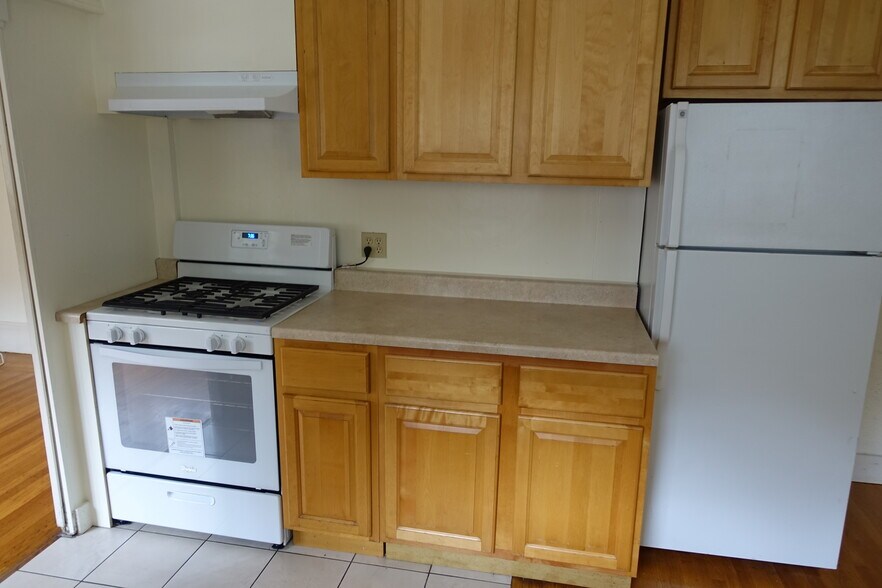 Building Photo - 2343 Dwight Way