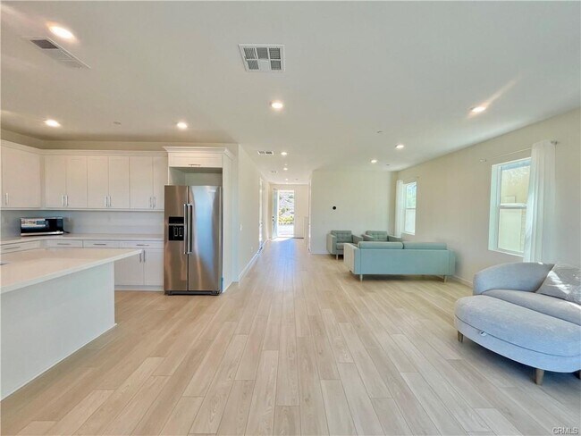 Building Photo - 27816 Marquee Dr