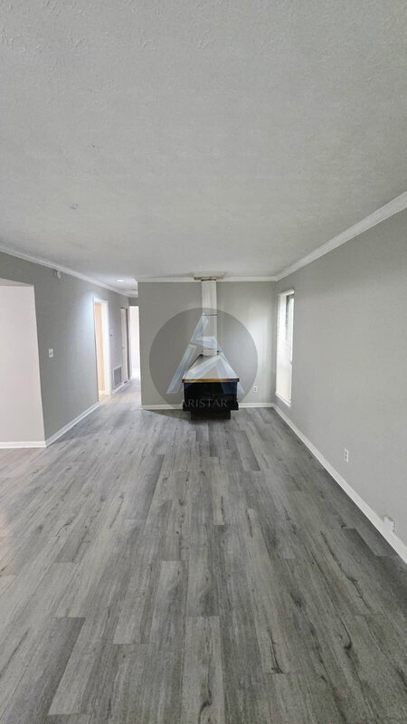 Building Photo - 2646 Briarwood Dr SE