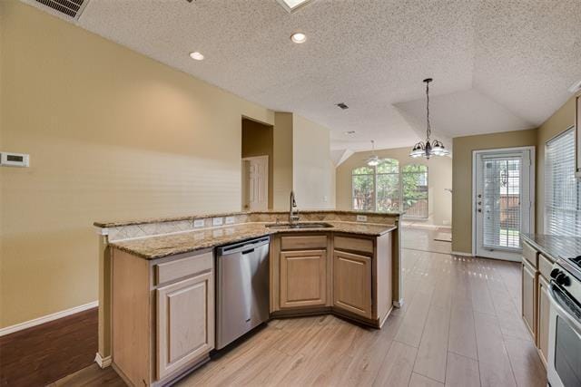 Building Photo - 10519 Camelot Dr