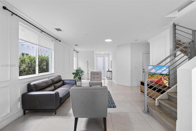 Building Photo - 10330 NW 68th St