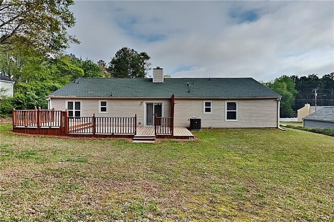 Building Photo - 607 River Bend Cir