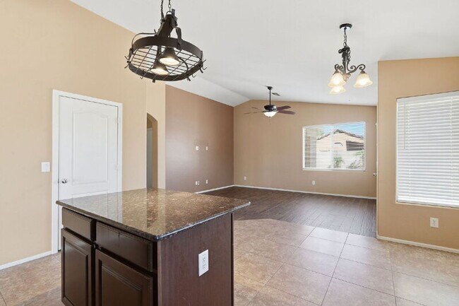 Building Photo - 40310 W Novak Ln