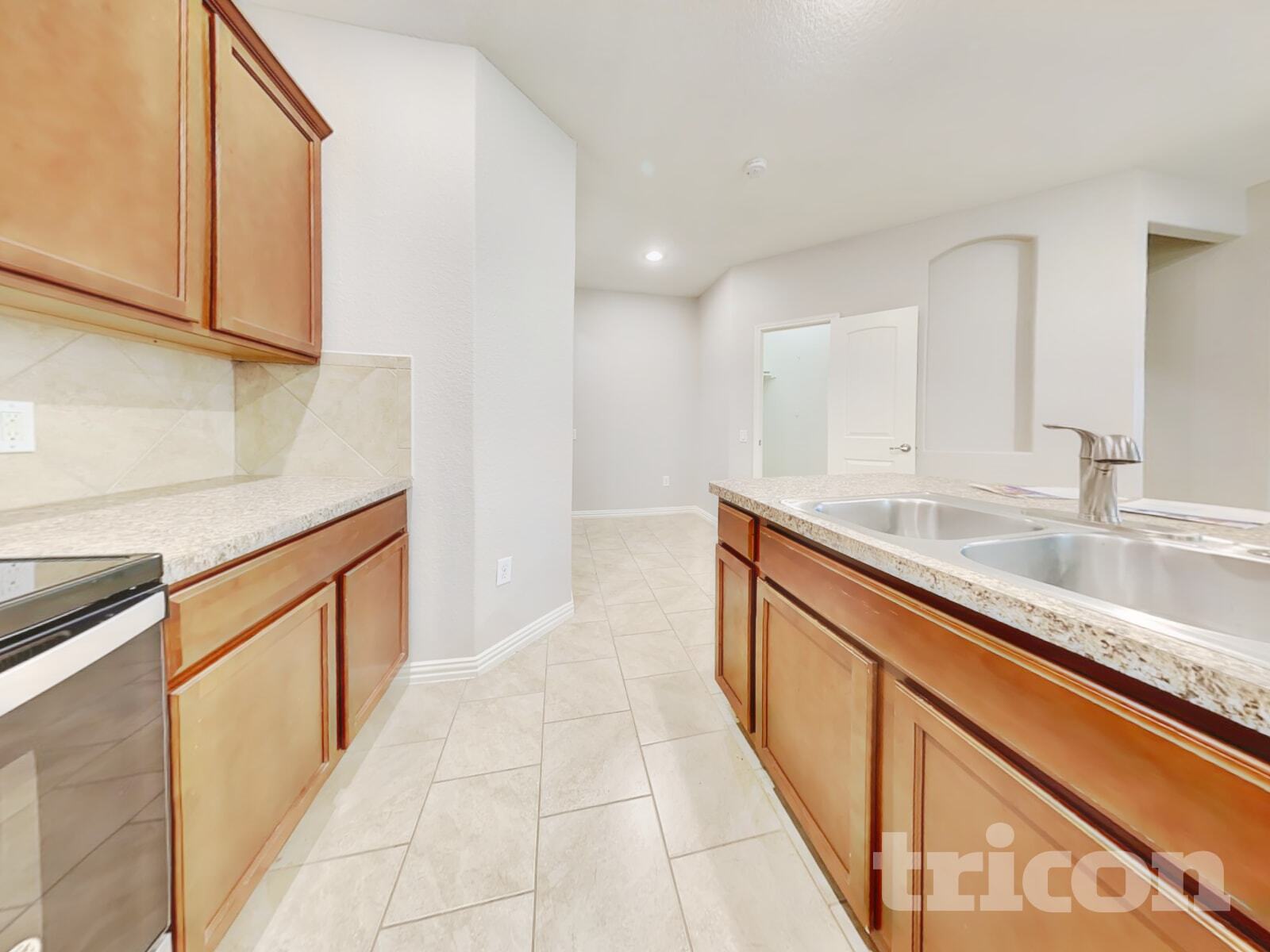Building Photo - 5907 Cielo Ranch