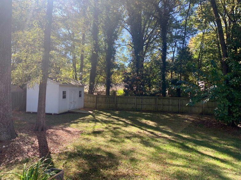 Building Photo - 6212 Long Pine Dr