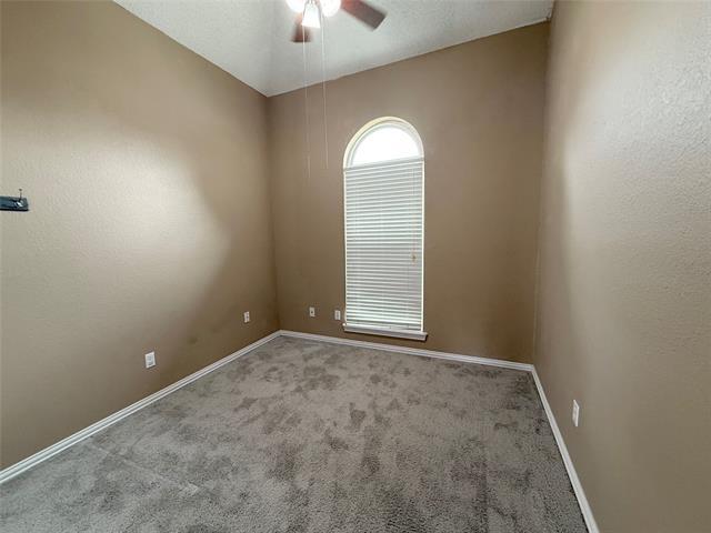 Building Photo - 8220 Lara Ln