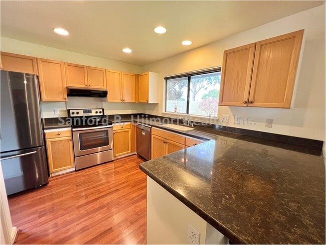 Building Photo - Malielie Street (3 bed/2 bath/2prkg) – Mil...