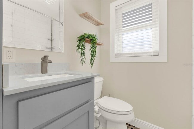 Building Photo - 1179 Seminole St