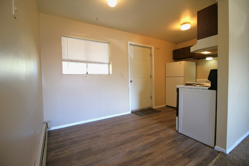Building Photo - 703 Silverbow Ave