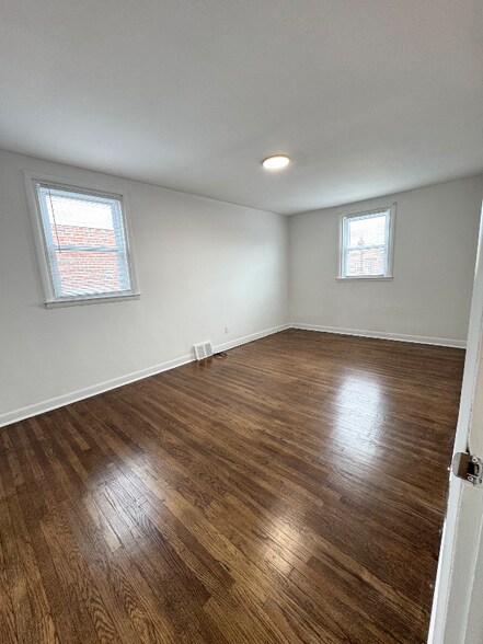 Building Photo - 2421 Bleigh Ave