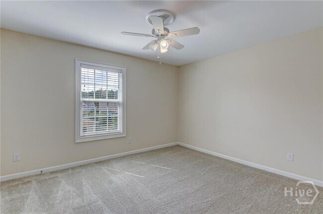 Building Photo - "Spacious 5-Bedroom, 4.5 Bath Retreat at W...