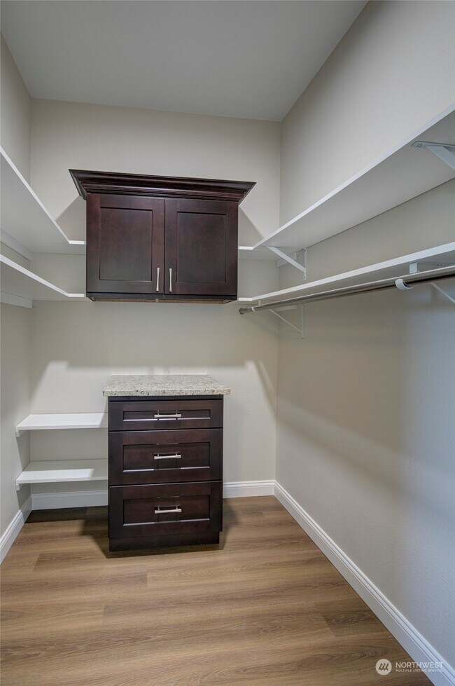 Building Photo - 3155 Sanderling Dr