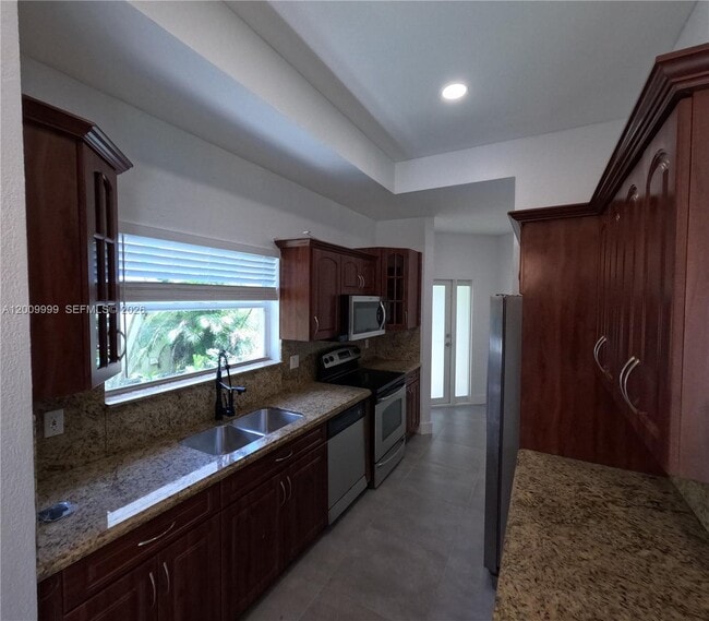 Building Photo - 1211 SW 84th Terrace