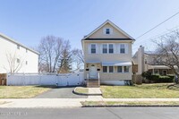 Building Photo - 204 Livingston St