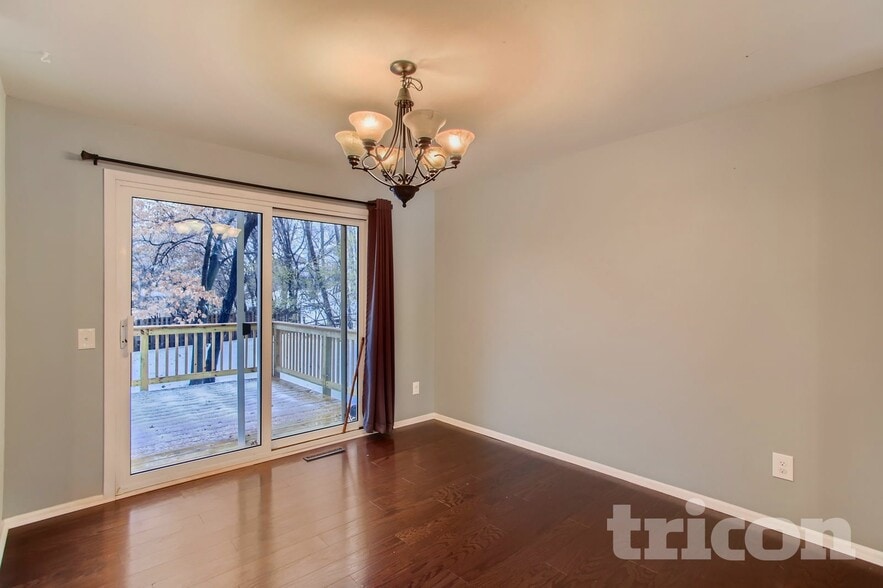 Building Photo - 412 Harold Dr