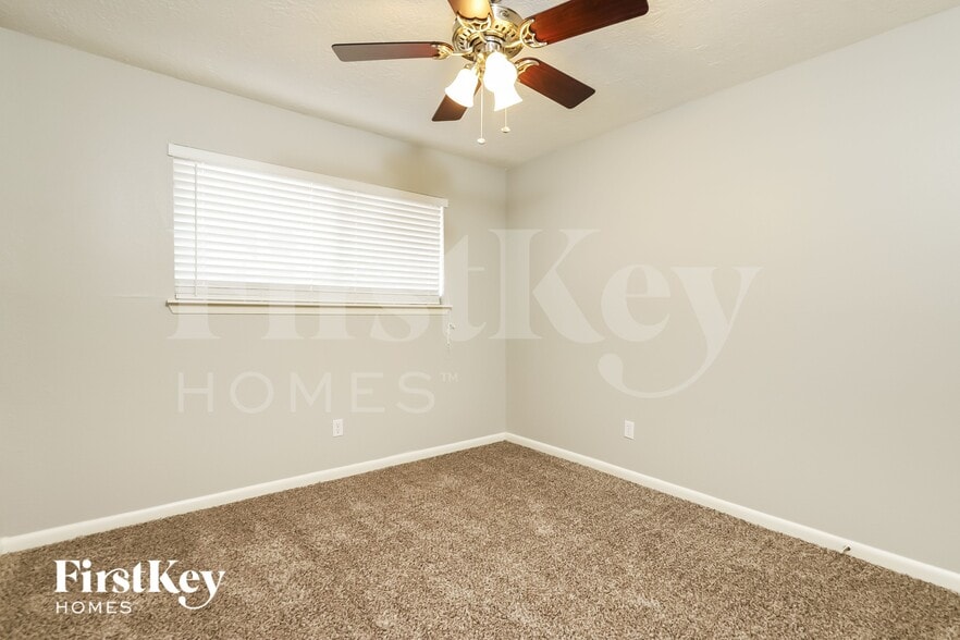 Building Photo - 10715 Kirkvale Dr