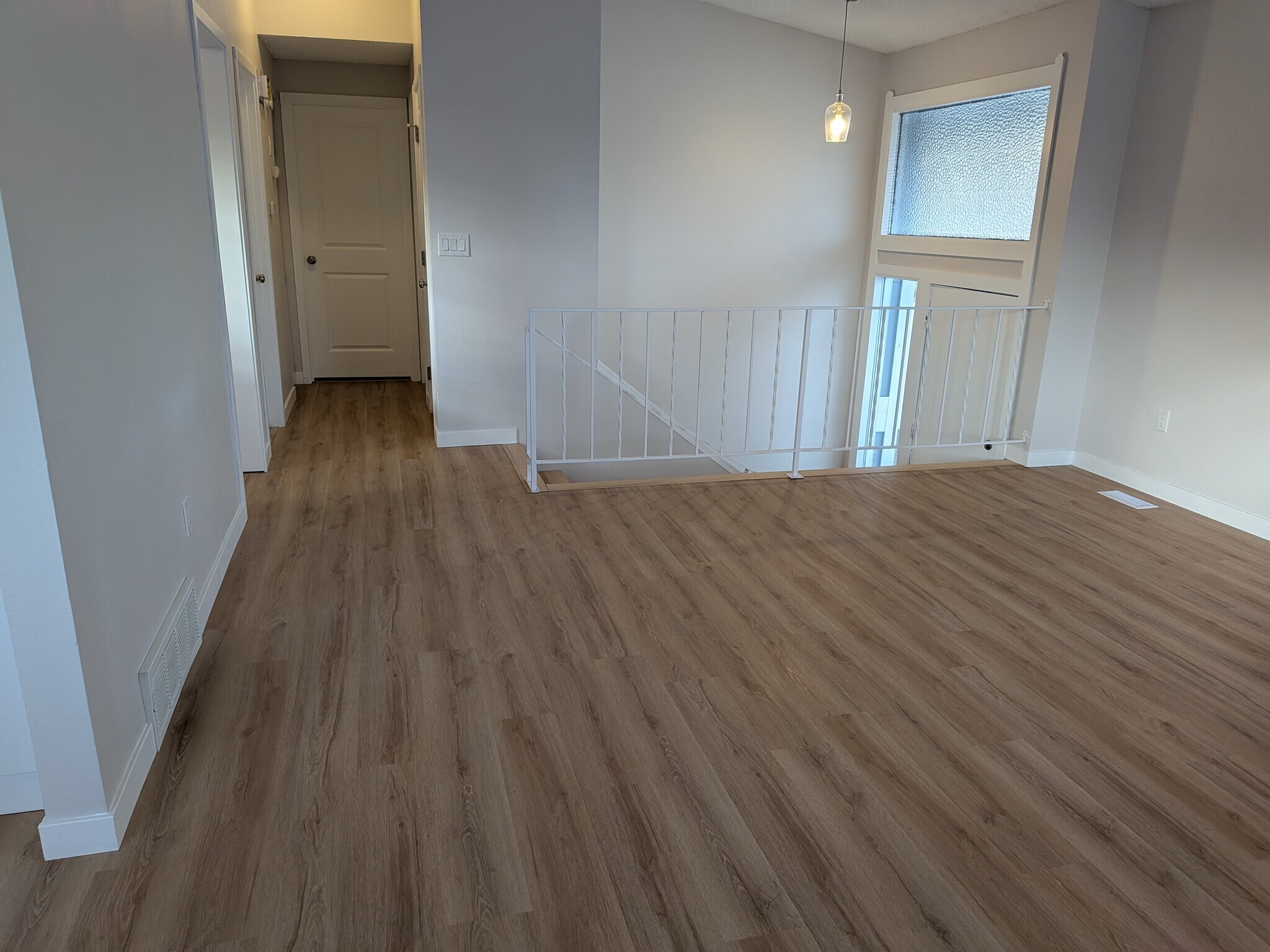 Building Photo - 1408 W Cora Ct