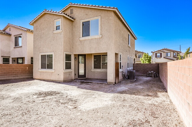 Building Photo - 6360 Beavertail Pond Ave