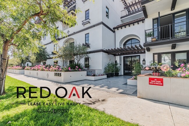 Building Photo - 1333 Orange Grove Ave