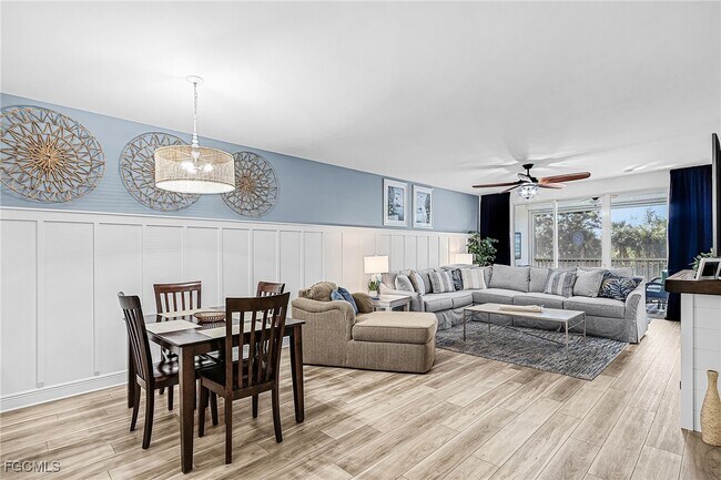 Building Photo - 11041 Gulf Reflections Drive