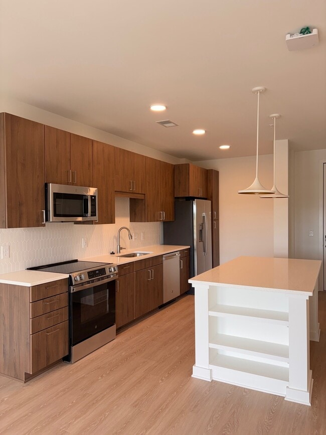 Building Photo - Adler Montford Park + Drexel Townes