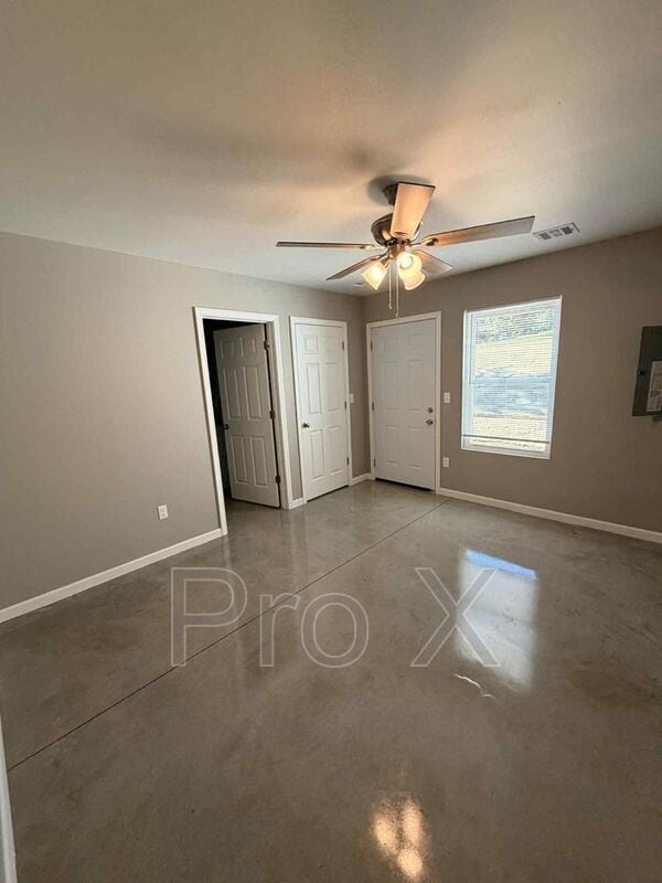 Building Photo - 285-287 S 4th St