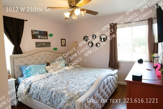 Building Photo - 1012 W 210th St