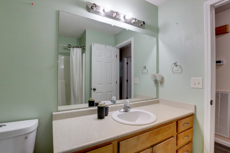 Building Photo - 3409 Summerfield Dr