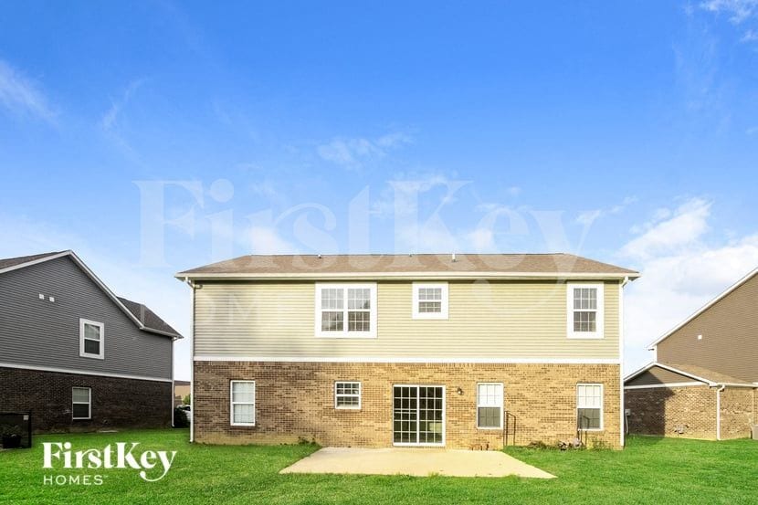 Building Photo - 3410 S Cordell Rd