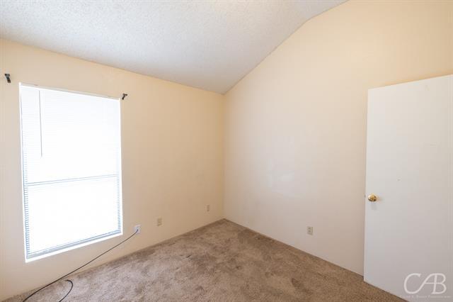 Building Photo - 3933 Notre Dame Cir