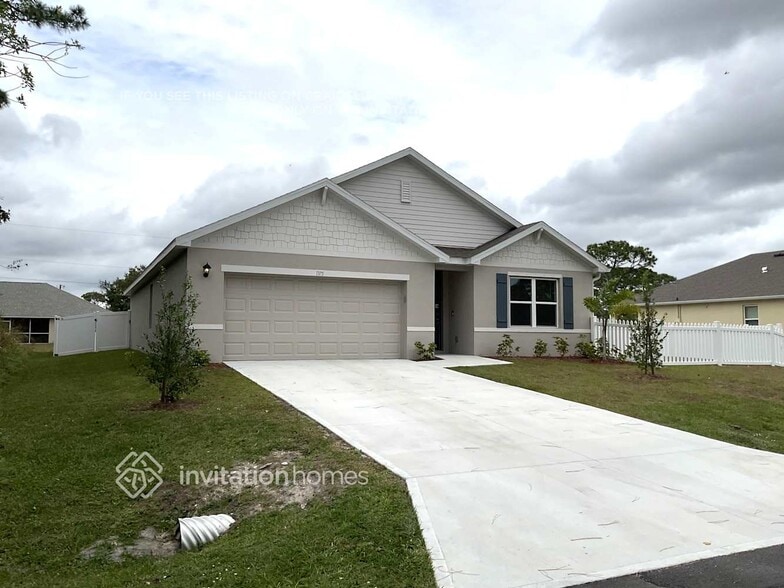 Building Photo - 1375 Valencia St SE