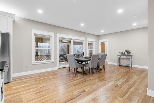 Building Photo - 4390 NY-32