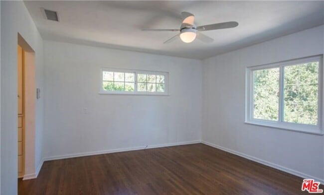 Building Photo - 1290 Clubhouse Dr