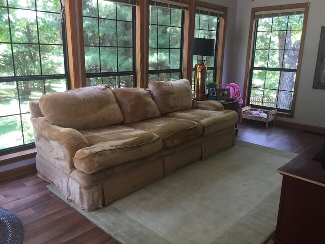 Building Photo - Spacious 3BR 2BA One-level West Knox