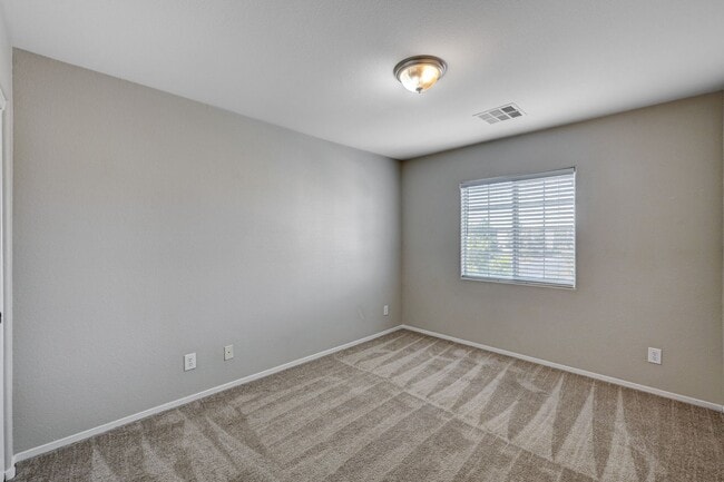 Building Photo - 3 Bedroom Home Near Mountains Edge | 89148 Zip Code