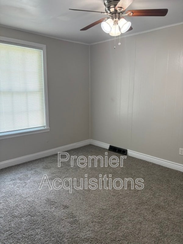 Building Photo - 2108 Fernwood Pl
