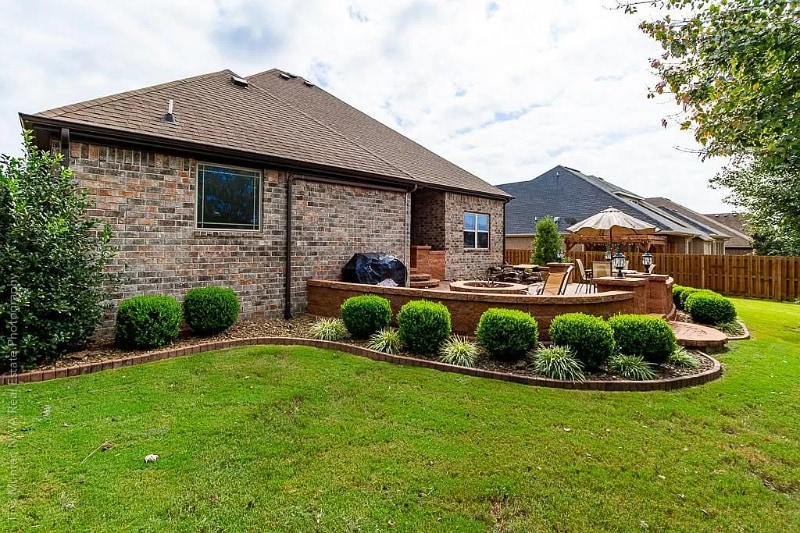 Building Photo - 3749 N Lalique Ln