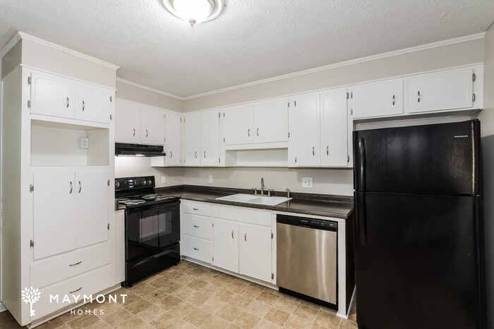 Building Photo - 606 Cardinal Dr