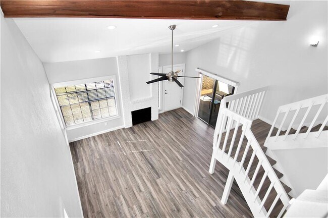 Building Photo - 1748 Ohlen Rd