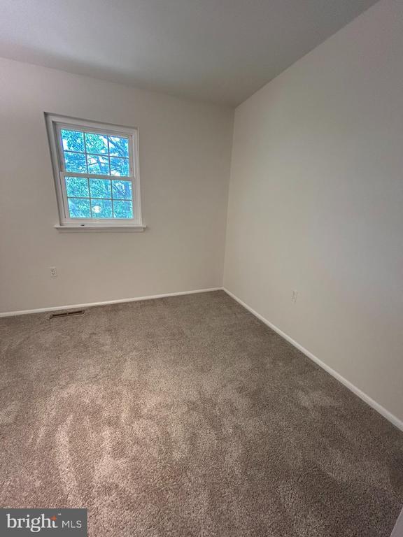 Building Photo - 576 Millshire Dr