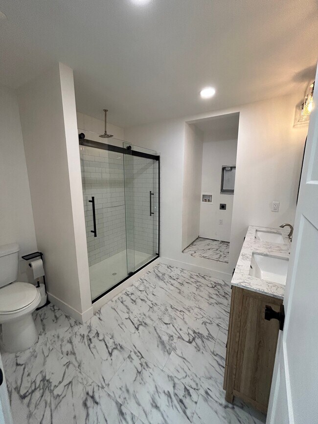 Building Photo - 2317 Timpview Dr