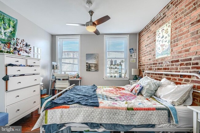 Building Photo - 108 N Madeira St