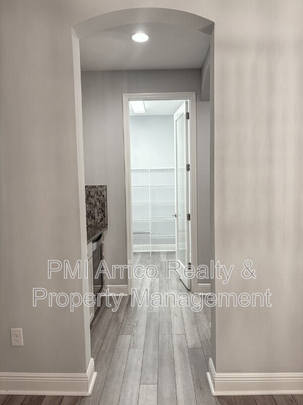 Building Photo - 12860 Satin Lily Dr