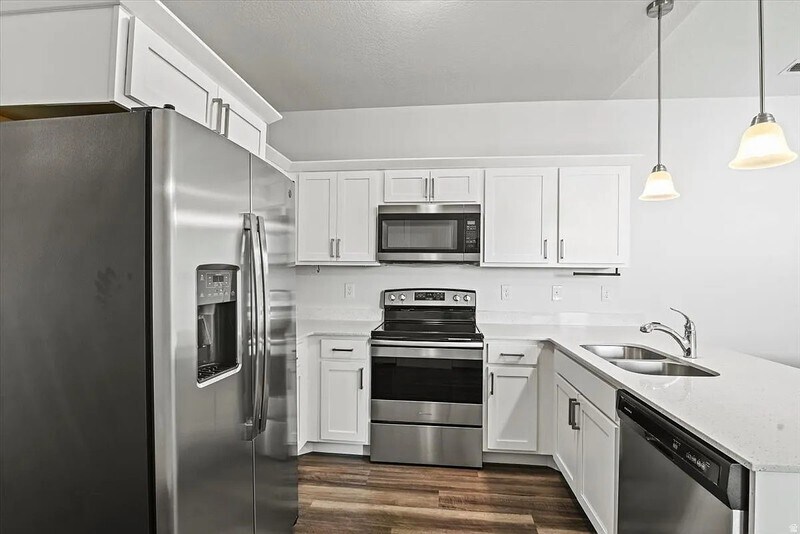 Building Photo - 742 N 260 W