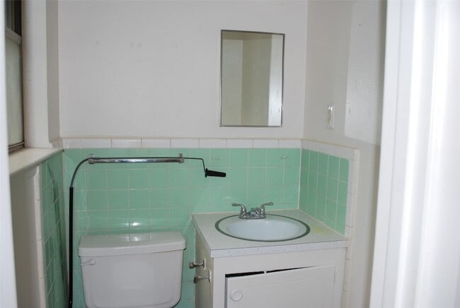 Building Photo - 3809 Titan Trail
